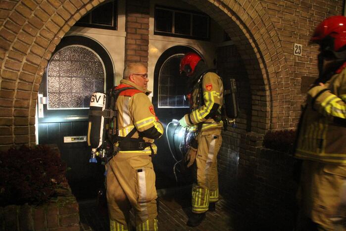 Brandweer doet onderzoek naar vreemde lucht
