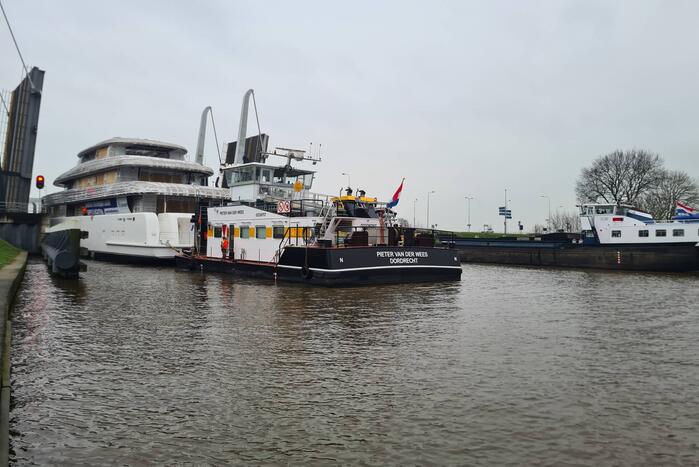 Mega jacht onderweg naar afbouw