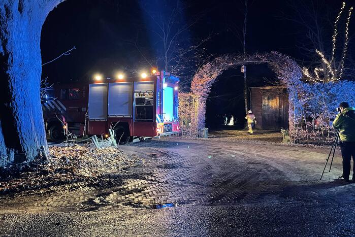 Persoon naar ziekenhuis na brand in woning