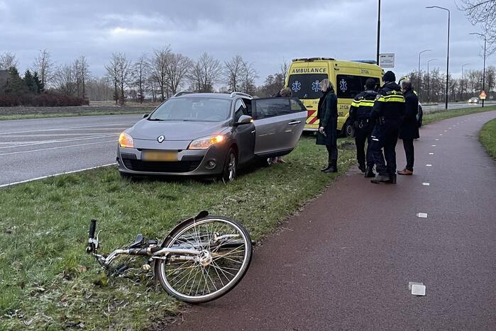 Fietser gaat onderuit op fietspad