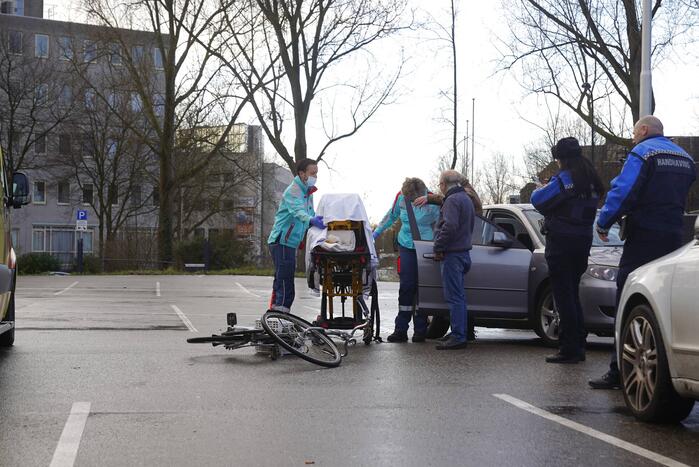 Gewonden door spekgladde parkeerplaats