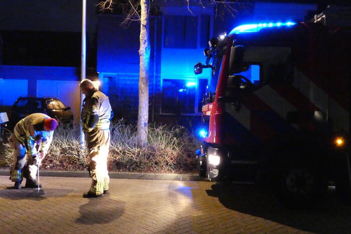 Brandweer controleert riool na gaslucht