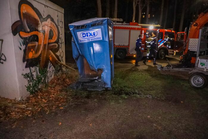 Dixi in brand gestoken