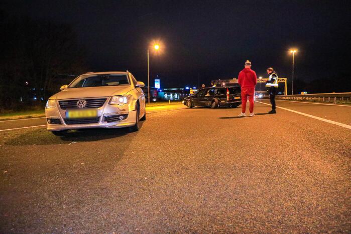 Afrit afgesloten door ongeval tussen meerdere voertuigen