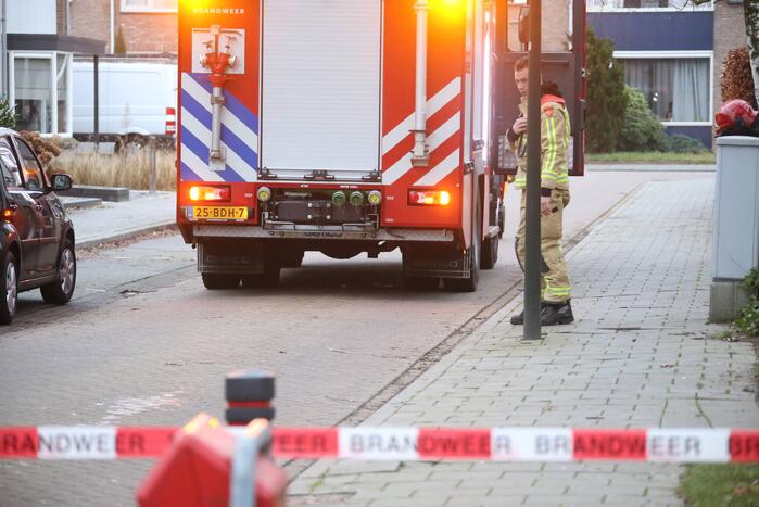 Brandweer doet onderzoek naar gaslucht