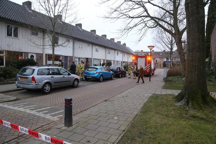 Brandweer doet onderzoek naar gaslucht
