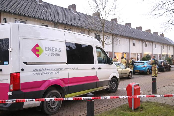 Brandweer doet onderzoek naar gaslucht