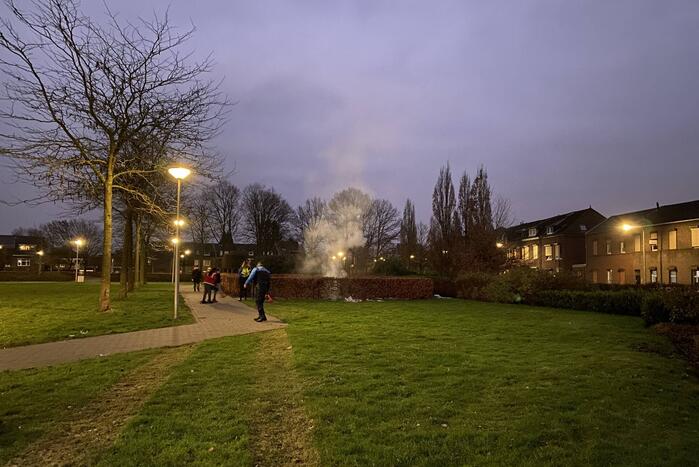 Handhaving blust brand in hoop afval