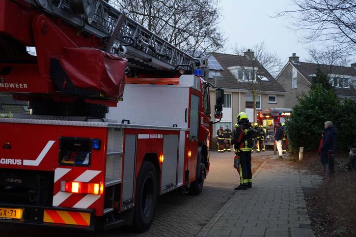 Lastige brand in kruipruimte van woning