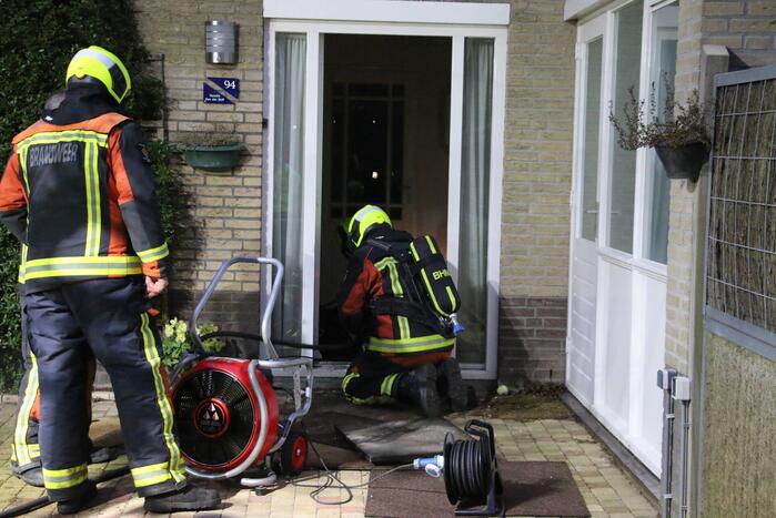 Lastige brand in kruipruimte van woning