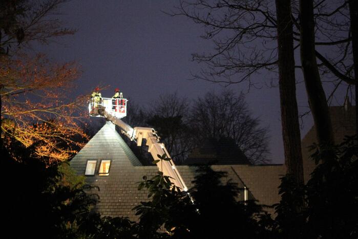 Schoorsteen geveegd na brand