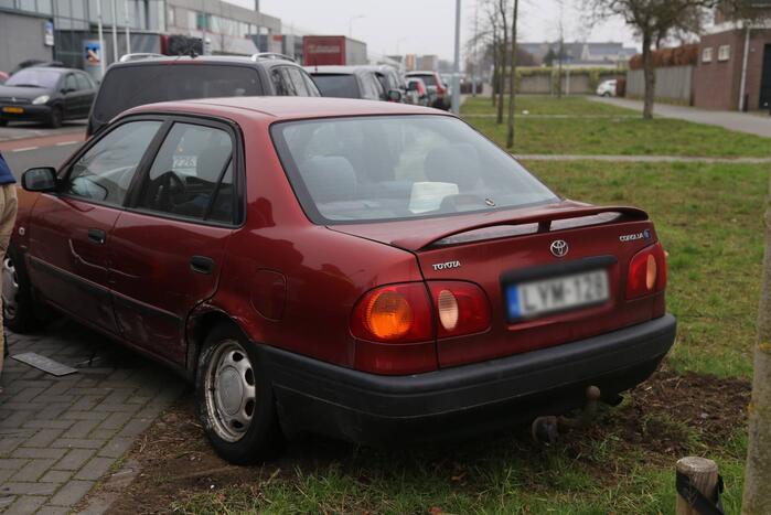 Schade aan meerdere voertuigen door ongeval