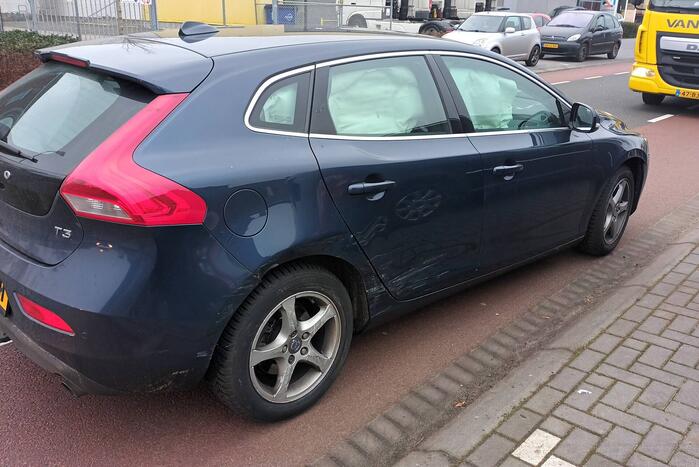 Schade aan meerdere voertuigen door ongeval