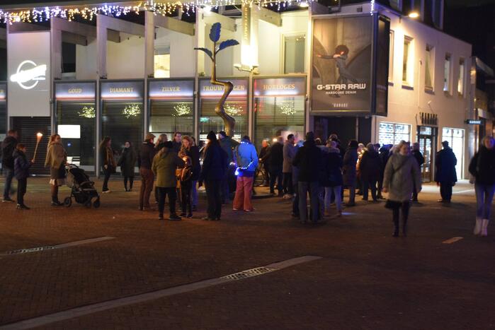 Fakkeltocht tegen coronamaatregelen