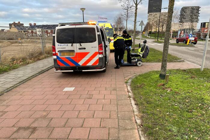 Scootmobieler gewond naar ziekenhuis