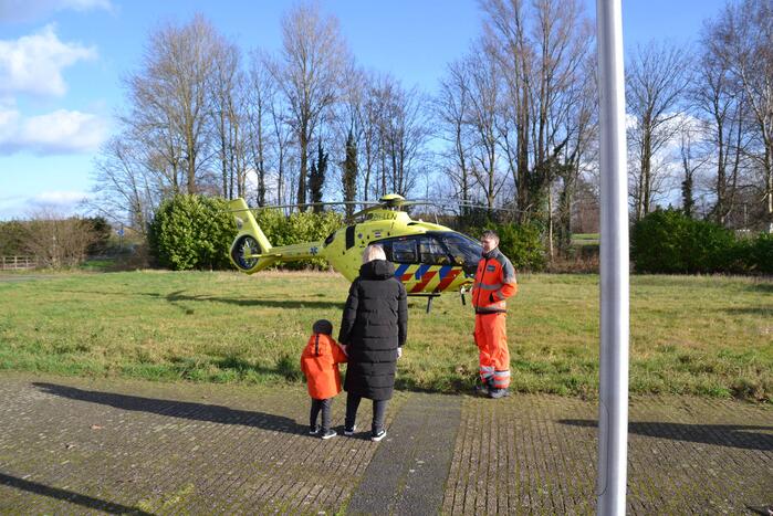 Traumahelikopter trekt veel bekijks