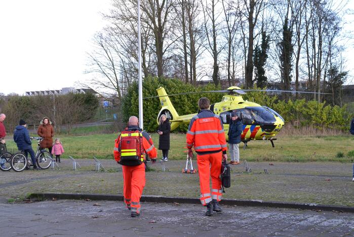 Traumahelikopter trekt veel bekijks