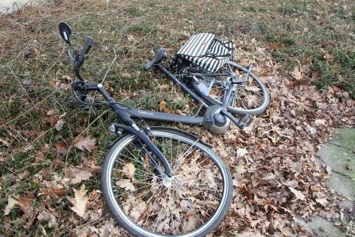 Aanrijding tussen auto en fietser