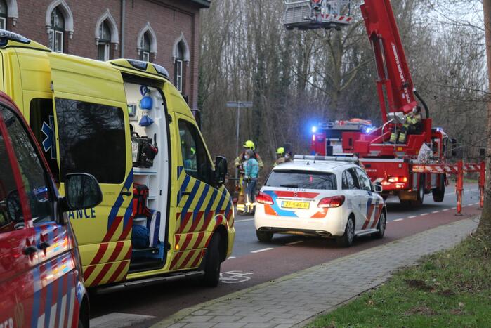 Veel rookontwikkeling bij brand in woning