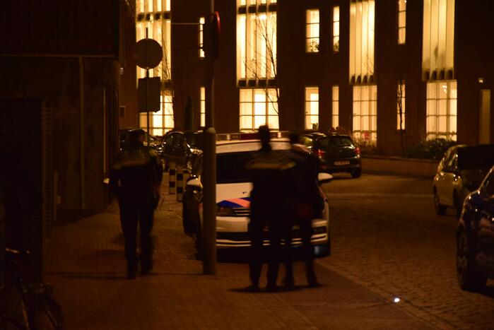 Korte achtervolging eindigt in vechtpartij met politie