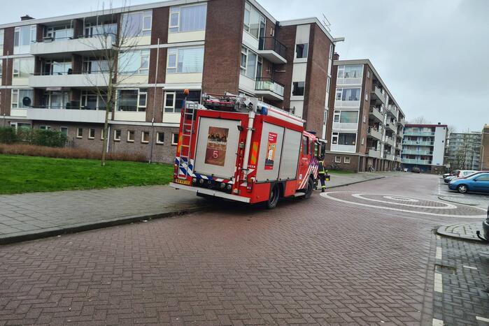 Zonnescherm flatwoning weggewaaid