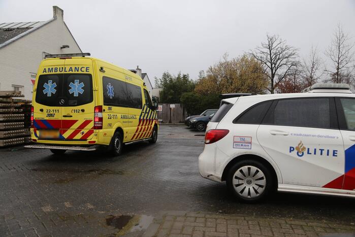 Schade na botsing tussen scooter en fietser