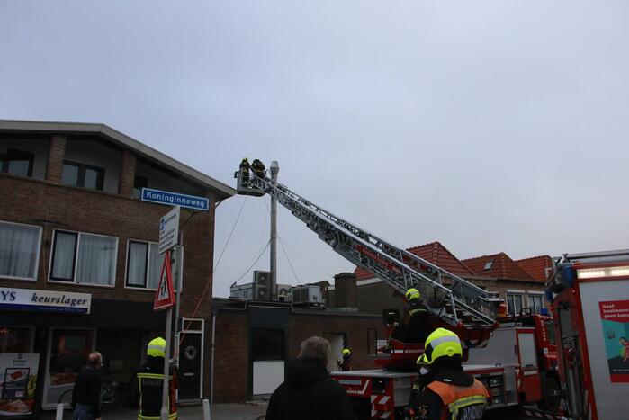 Schoorsteen dreigt om te waaien