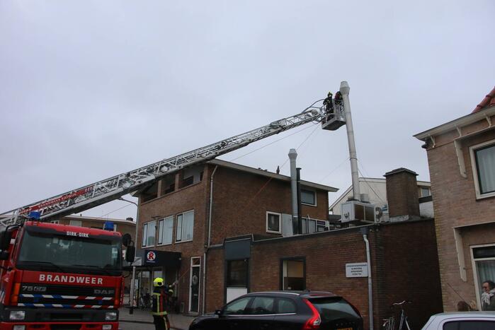 Schoorsteen dreigt om te waaien