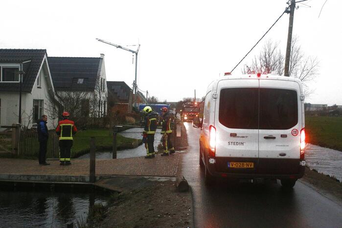 Stroompaal omgewaaid door storm