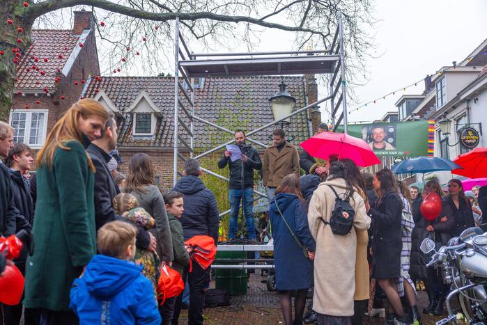 Massale opkomst bij afscheid horecaman Jorit Bons (30)