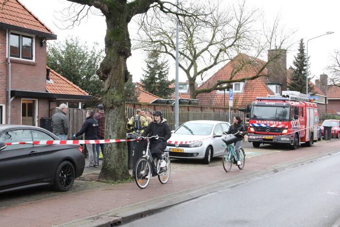 Politie doet onderzoek in woning