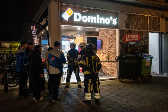 Brandweer blust keukenbrand in woning