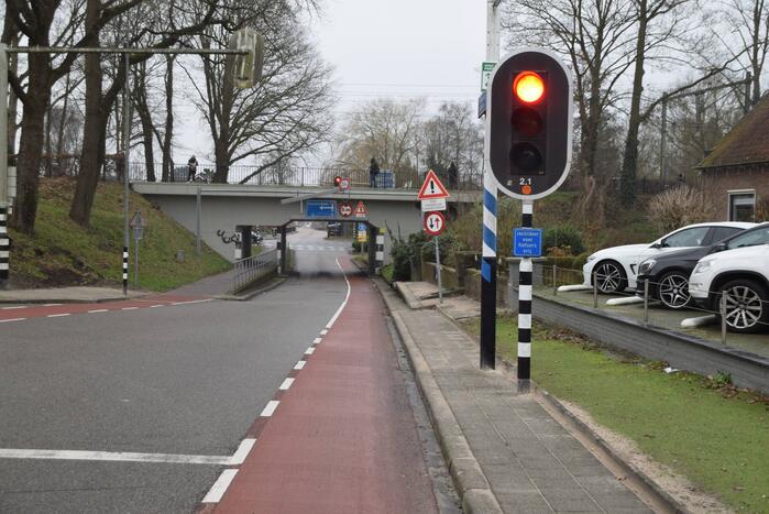 Bakwagen ramt spoorviaduct