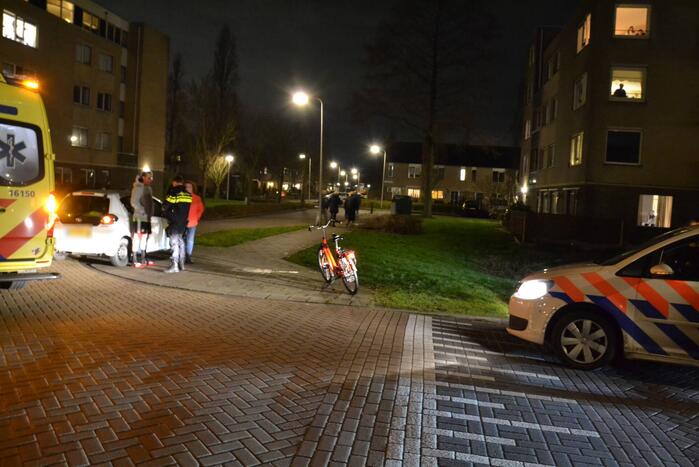 Fietser gewond bij botsing met auto