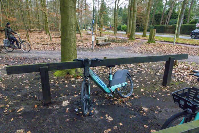Opnieuw een elektrische deelfiets in brand