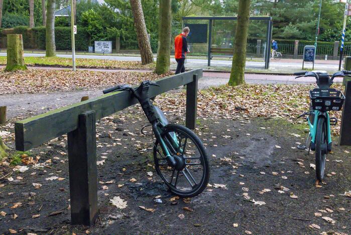 Opnieuw een elektrische deelfiets in brand