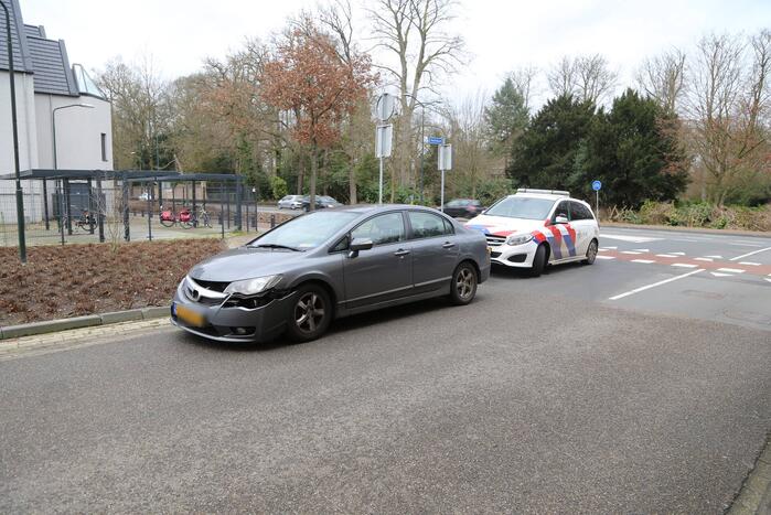 Scooterrijder gewond bij botsing met personenauto