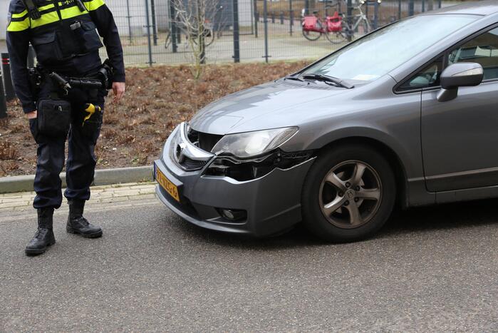 Scooterrijder gewond bij botsing met personenauto