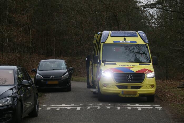 Fietser gewond bij aanrijding met auto