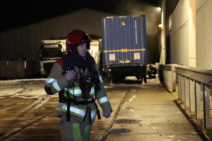Grote brand in meerdere vrachtwagens