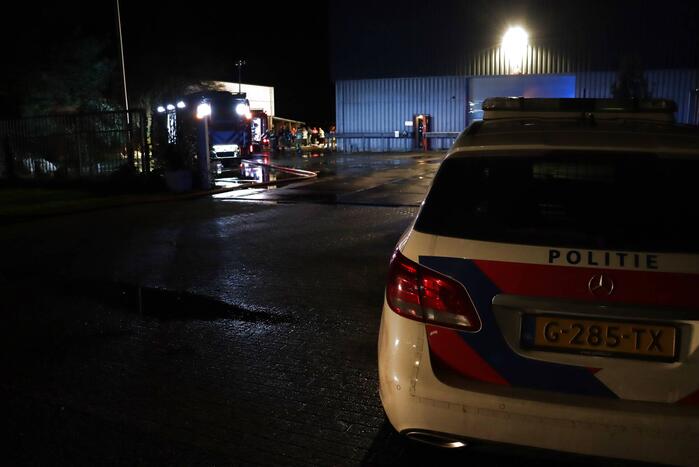 Grote brand in meerdere vrachtwagens