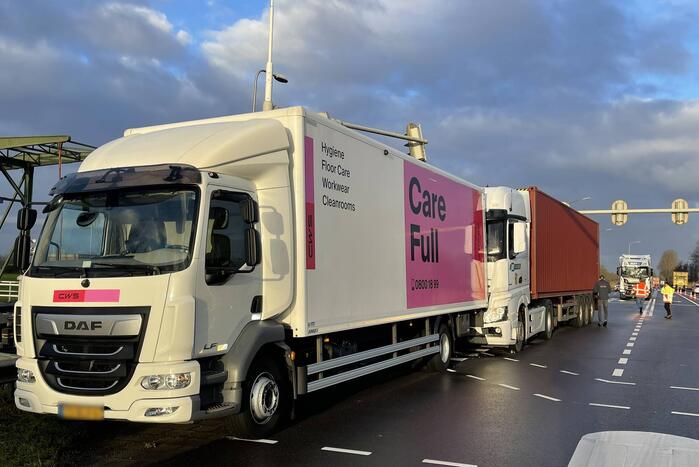 Drie vrachtwagens betrokken bij kettingbotsing