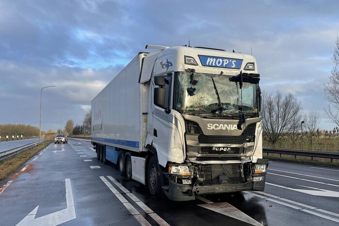 Drie vrachtwagens betrokken bij kettingbotsing