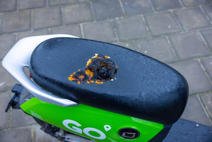 Brand Go Sharing-deelscooter in de kiem gesmoord