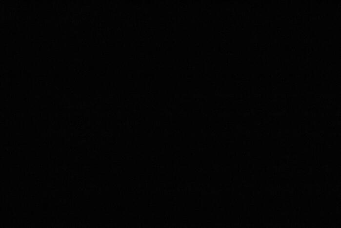 Brandweer blust brand in woning