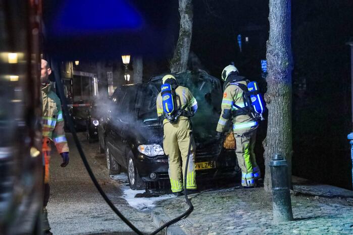 Opnieuw brand in auto