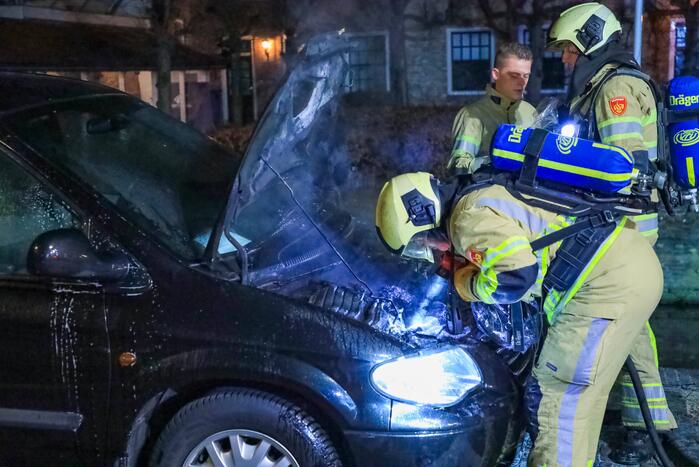 Opnieuw brand in auto