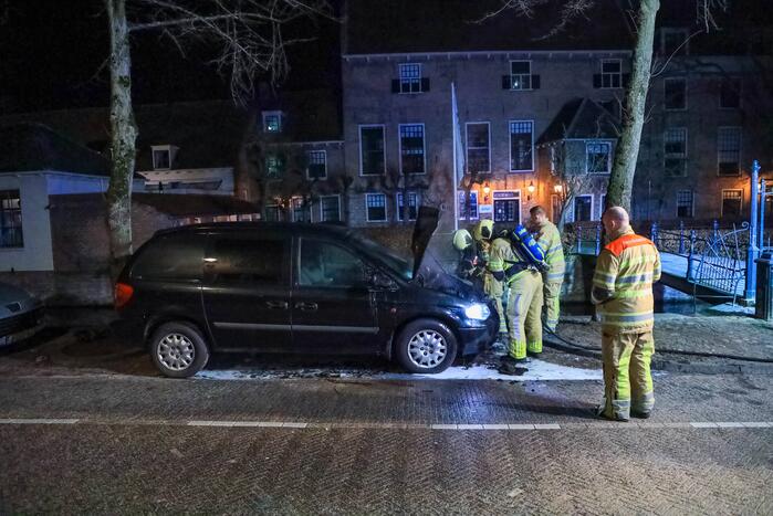 Opnieuw brand in auto
