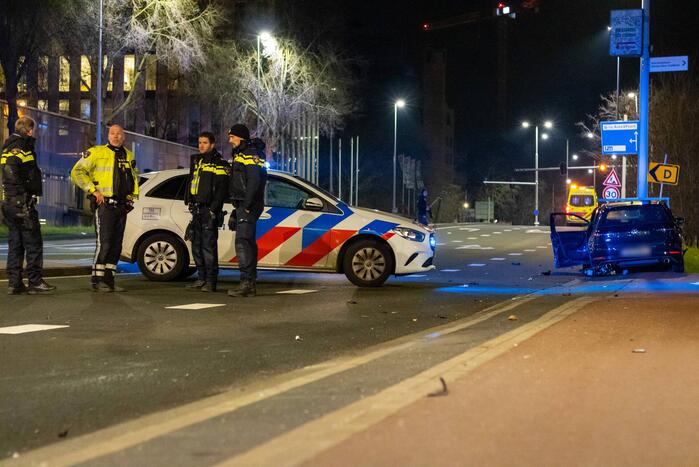 Gewonde bij botsing tegen verkeerspaal