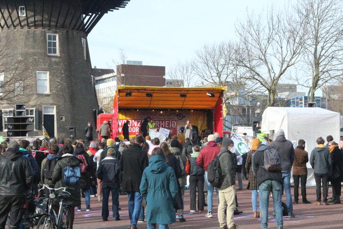 Grote opkomst bij woonprotest